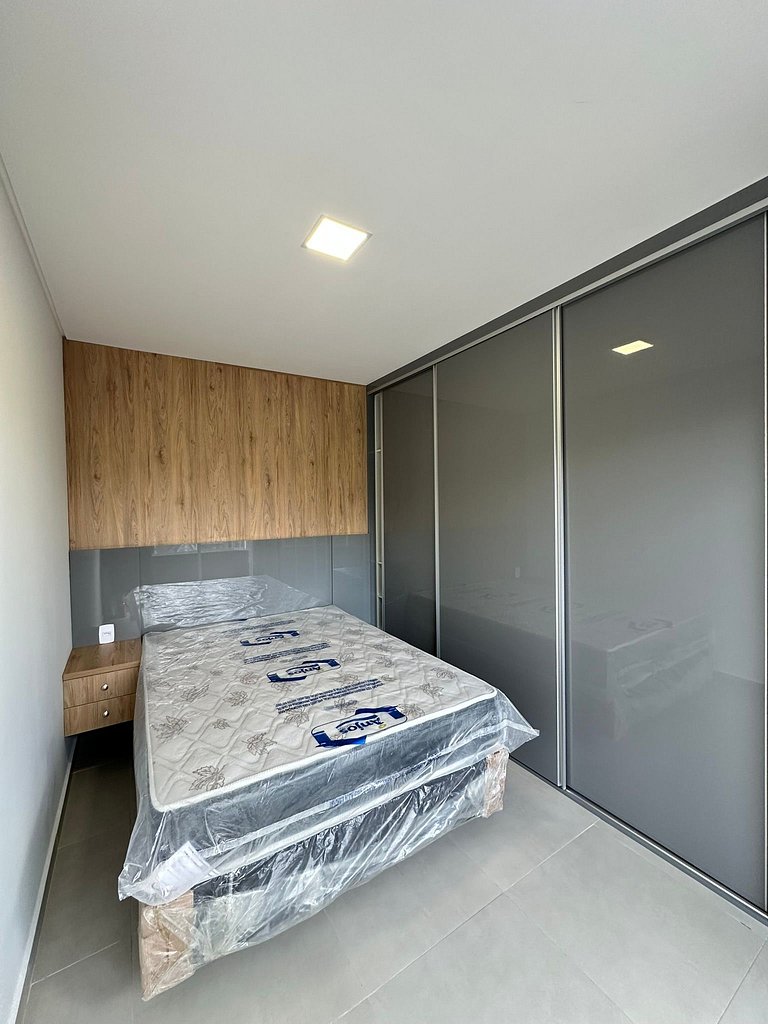 Apartamento mobiliado para locação próximo ao CEDETEG