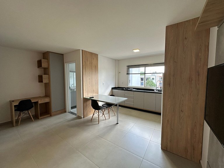 Apartamento mobiliado para locação próximo ao CEDETEG