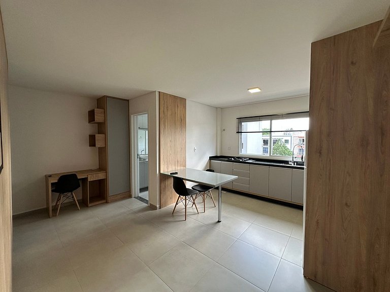Apartamento mobiliado para locação próximo ao CEDETEG