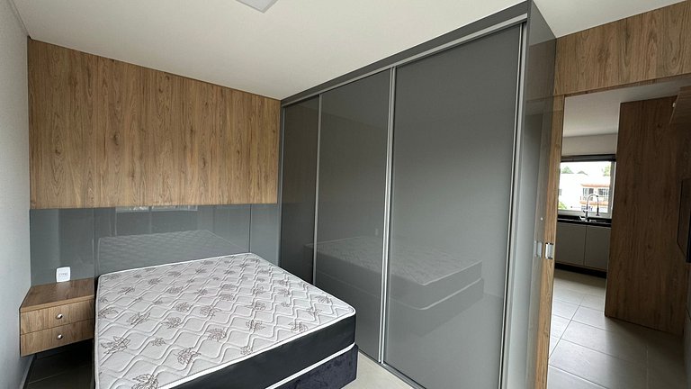 Apartamento mobiliado para locação próximo ao CEDETEG