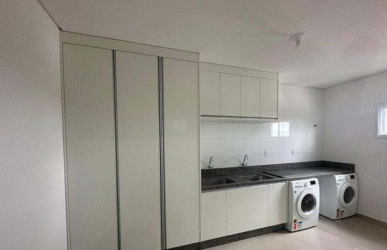 Apartamento mobiliado para locação próximo ao CEDETEG