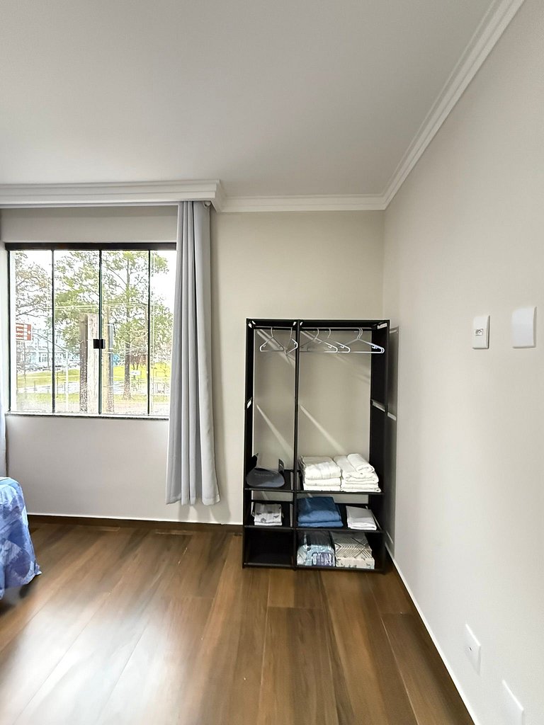 Apartamento com 3 quartos em frente a Lagoa