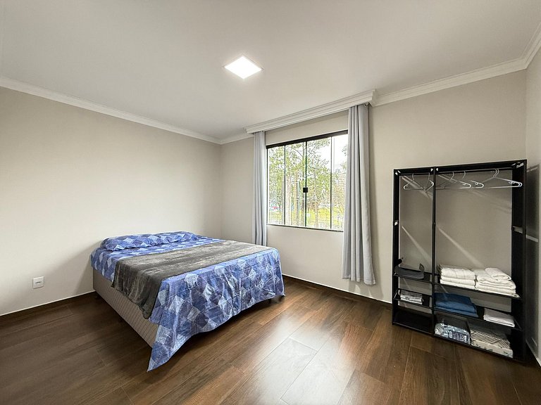 Apartamento com 3 quartos em frente a Lagoa