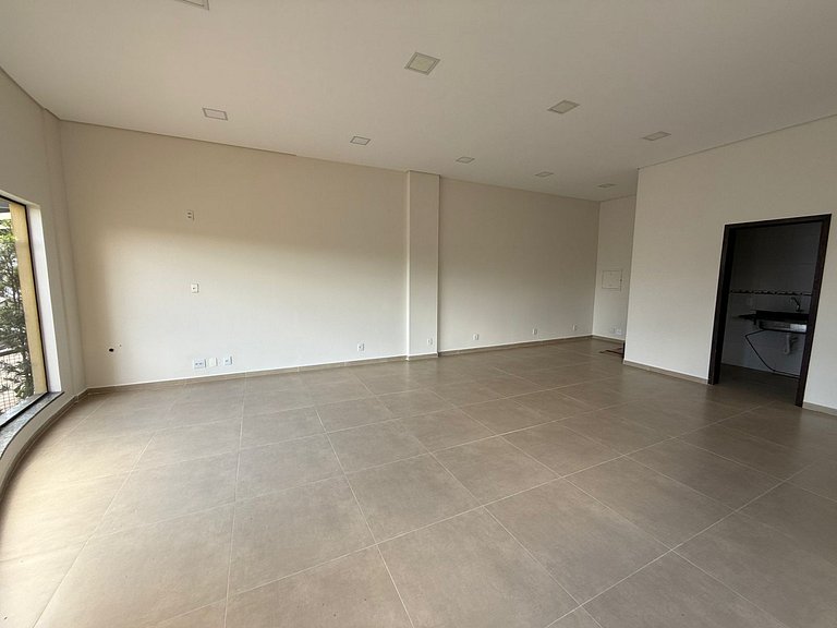 Sala Comercial próximo ao Lago