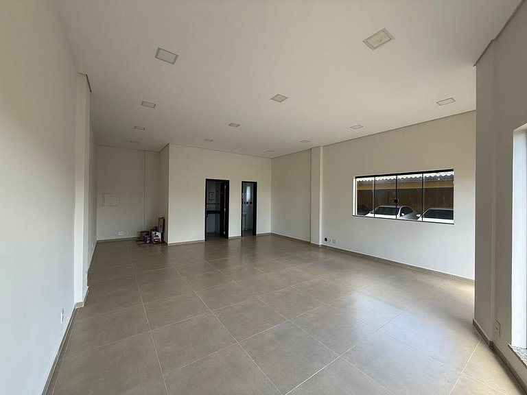 Sala Comercial próximo ao Lago