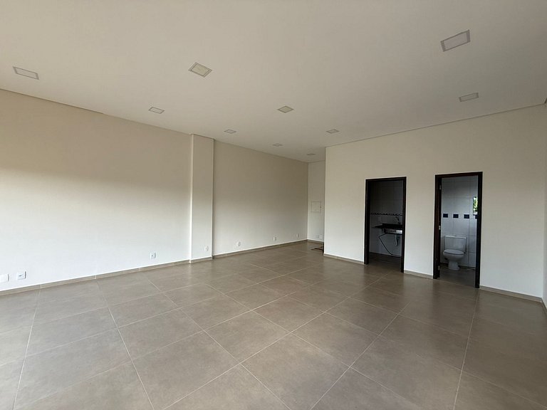 Sala Comercial próximo ao Lago