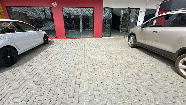 Sala comercial na avenida Manoel Ribas