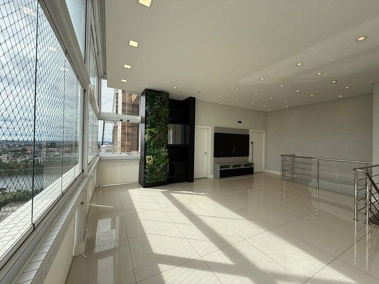 Duplex com linda vista para o Parque do Lago