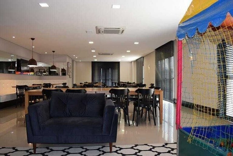 Apartamento todo mobiliado para locação no centro!
