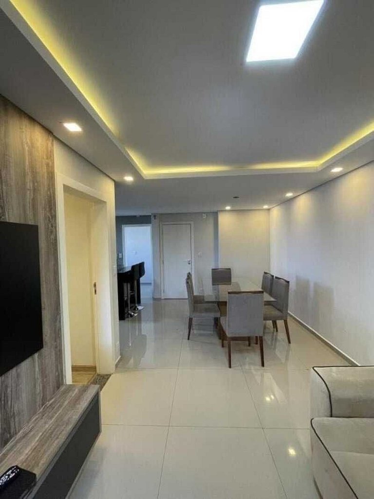 Apartamento todo mobiliado para locação no centro!