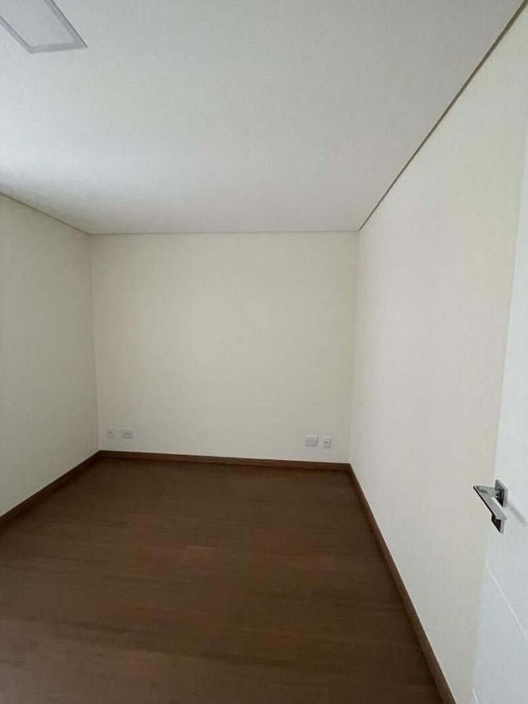 Apartamento para locação, Edifício Itália no bairro Centro,