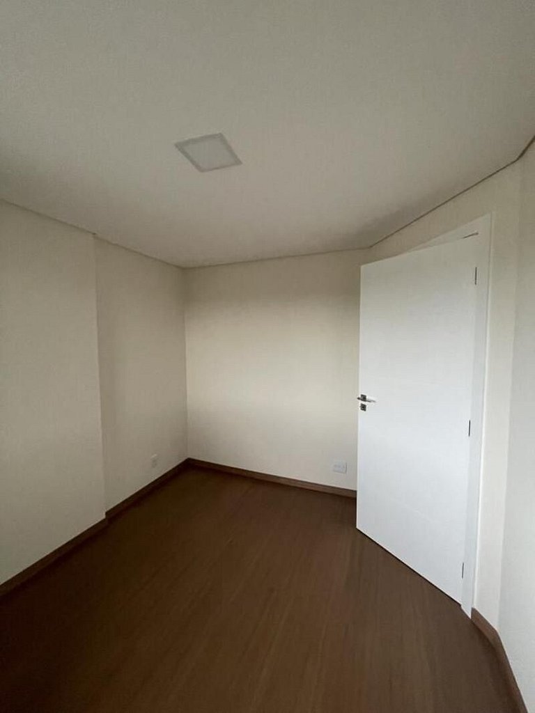 Apartamento para locação, Edifício Itália no bairro Centro,