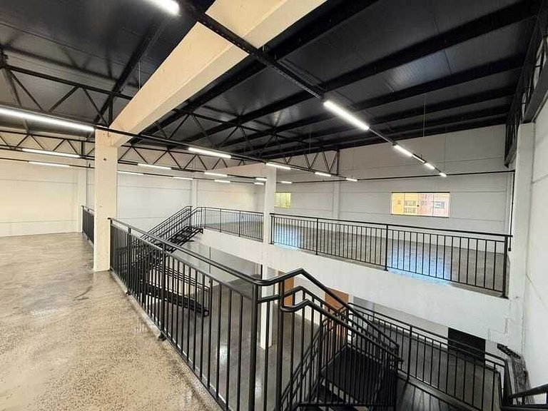 Barracão para locação no bairro Centro, localizado na cidade