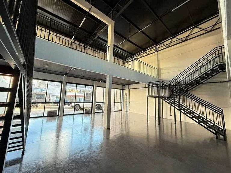 Barracão para locação no bairro Centro, localizado na cidade