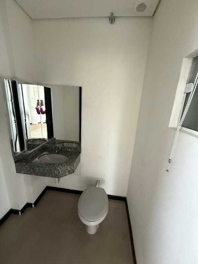 Sala Comercial para Locação no Centro.