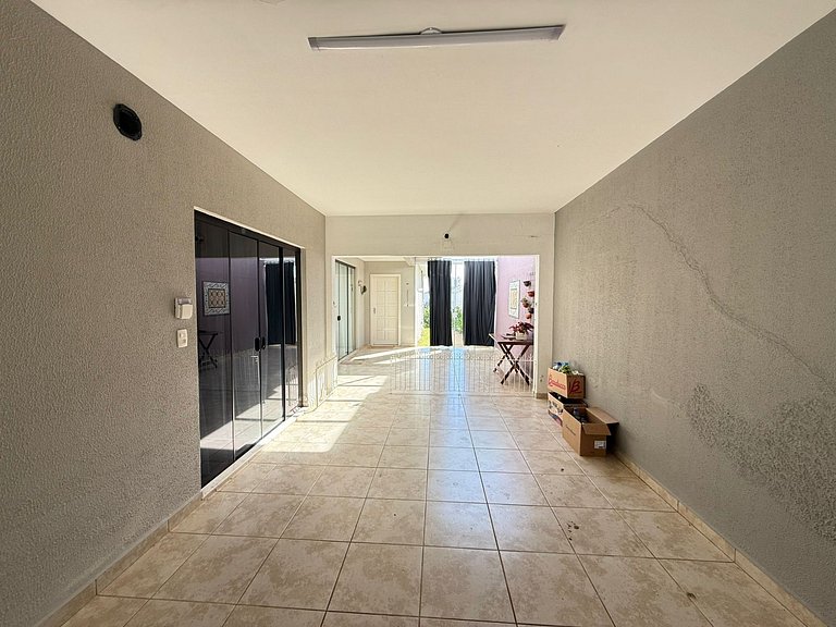 Casa Térrea com Piscina para Locação