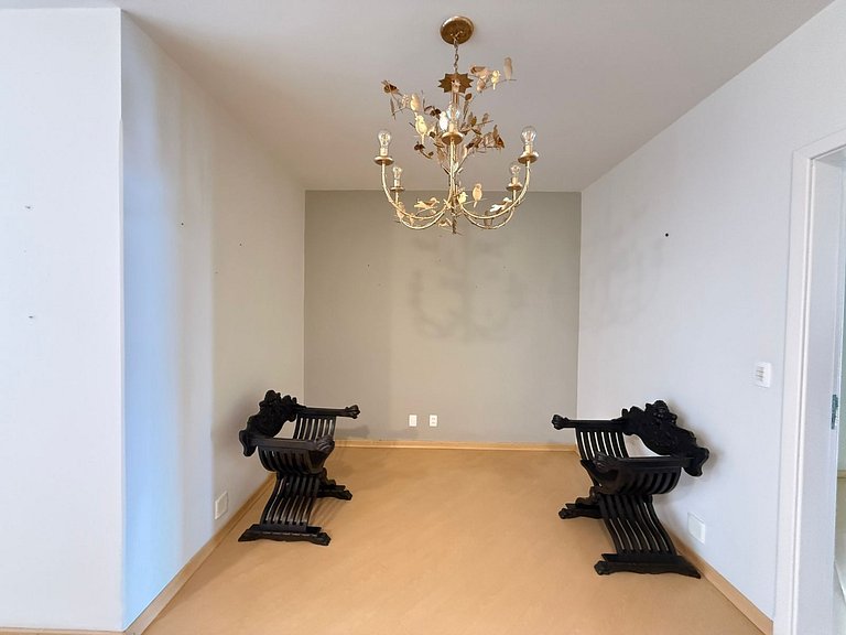 Casa Térrea com Piscina para Locação