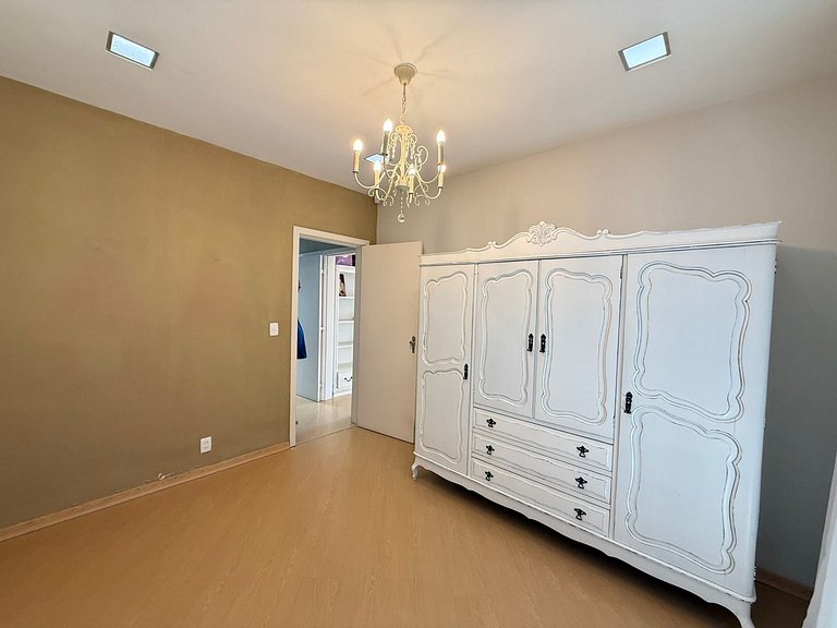 Casa Térrea com Piscina para Locação